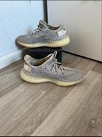 Yeezy Boost 350 V2 Grijs - Maat 41  1/3, Kleding | Heren, Schoenen, Ophalen, Overige kleuren, Sneakers of Gympen, Adidas