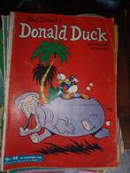 Donald Ducks uit 1968, Boeken, Gelezen, Donald Duck, Ophalen of Verzenden, Meerdere stripboeken