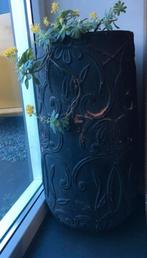 Donkergrijze Terracotta Bloempot met 3D Motief 57cm, 25 tot 40 cm, Rond, Ophalen of Verzenden, Zo goed als nieuw