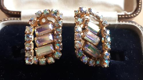 CONTINENTAL Oorclips Aurora Borealis Rijnstenen. GRATIS Verz, Sieraden, Tassen en Uiterlijk, Antieke sieraden, Oorbellen, Overige materialen