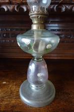 bijzondere groen - roze mat glazen olielamp met margrietjes, Antiek en Kunst, Ophalen