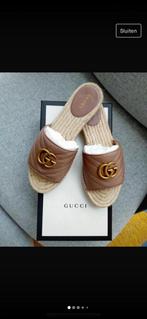 Prachtige originele Gucci Marmont slippers maat 37, Ophalen of Verzenden, Zo goed als nieuw, Sneakers of Gympen, Zwart