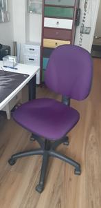 BUREAUSTOEL, Ophalen, Zo goed als nieuw
