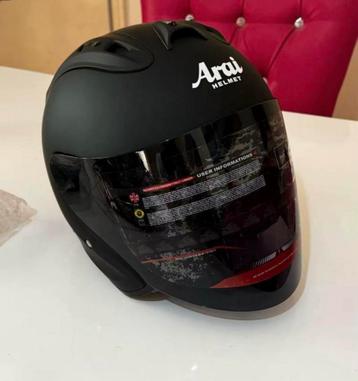 Arai Helm beschikbaar voor biedingen