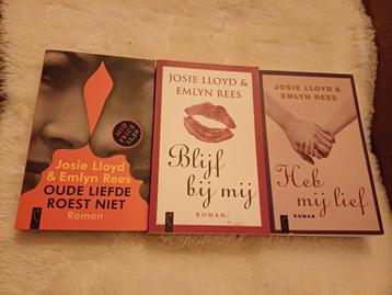 Josie Lloyd & Emlyn Rees - 3 Romans beschikbaar voor biedingen