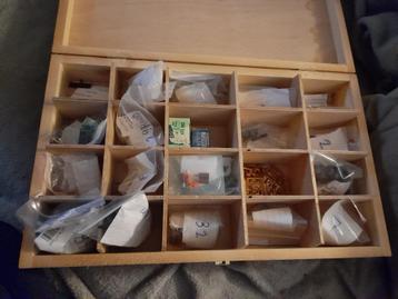 Modeltrein onderdelen en travo voor HO spoor  beschikbaar voor biedingen