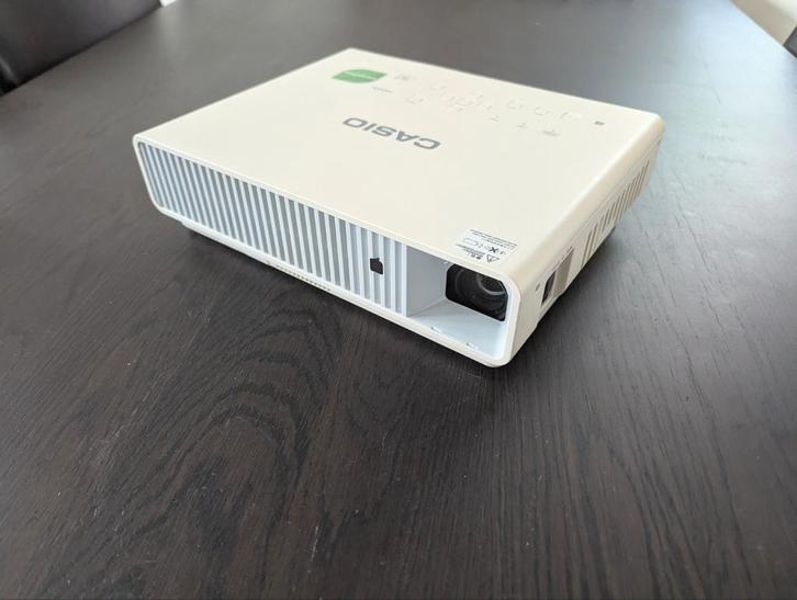 Casio XJ-M156 Hybride Laser en LED Projector, Audio, Tv en Foto, Beamers, LED, Ophalen of Verzenden