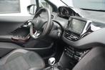 Peugeot 2008 1.2 PureTech GT-Line + TREKHAAK / PANORAMA / ST, Auto's, Voorwielaandrijving, Stof, 1199 cc, Bedrijf