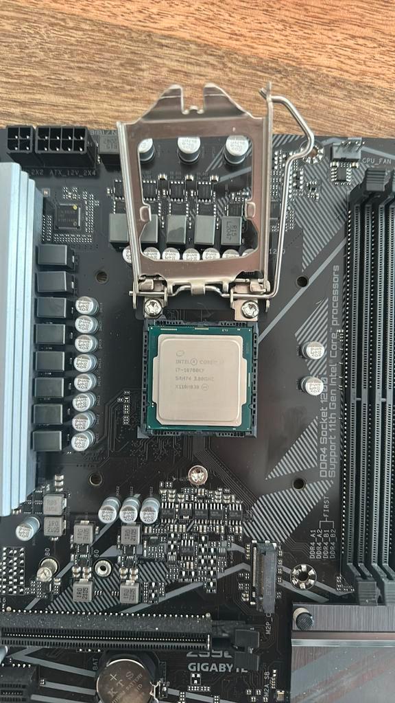 i7 10700KF, Computers en Software, Processors, Zo goed als nieuw, Ophalen of Verzenden