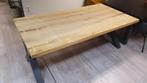 Rustiek eiken eettafel van 200x100cm met zwaluwstaart