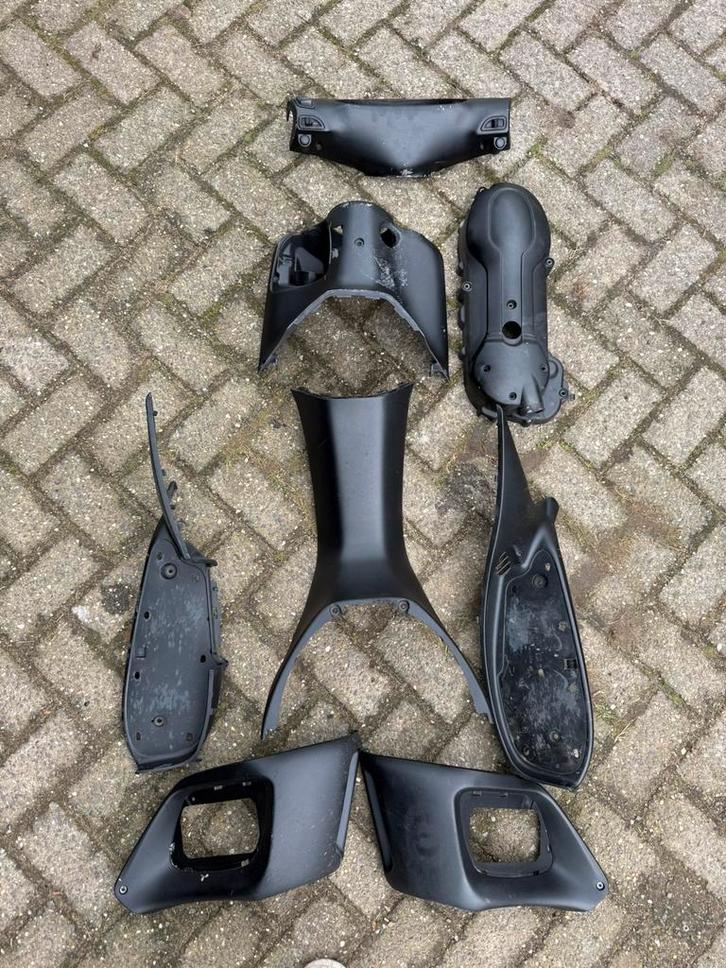 Gilera runner binnenkappenset plus carterkap cover, Motoren, Tuning en Styling, Ophalen of Verzenden