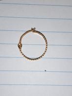 2x verschillende 585 14k oorringen  1.5g, Antiek en Kunst, Ophalen