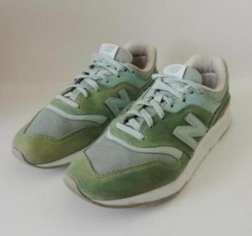  New Balance 997H Sneekers ( 40.5 )  beschikbaar voor biedingen