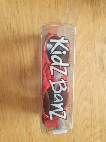 kidz banz baby zonnebril rood beschikbaar voor biedingen