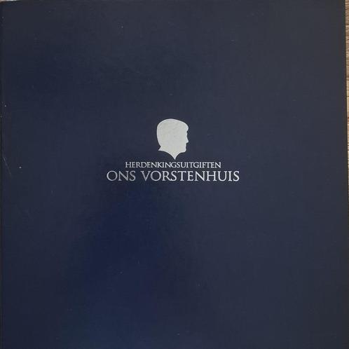 Munten en boek Ons Vorstenhuis, Postzegels en Munten, Munten | Nederland, Setje, Koningin Beatrix, Zilver, Ophalen of Verzenden
