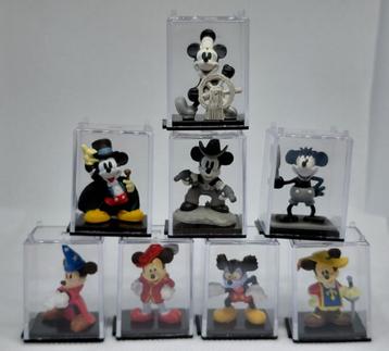 Yujin Disney Figure Collection Neo part 10 Celebrate Mickey beschikbaar voor biedingen
