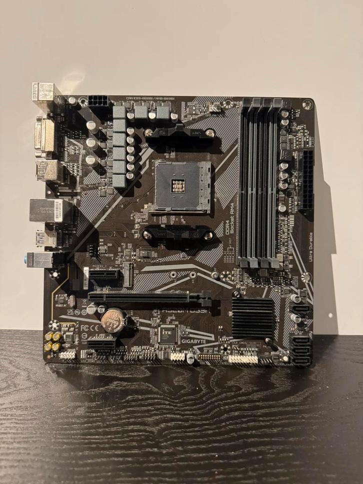 Gigabyte A520M DS3H Moederbord! Zie beschrijving!, Computers en Software, Moederborden, Refurbished, AMD, DDR4, Ophalen of Verzenden