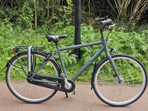 Gaint chill herenfiets 28 inch 7 versnelling, Fietsen en Brommers, Fietsen | Heren | Herenfietsen, Zo goed als nieuw, Giant, 57 tot 61 cm