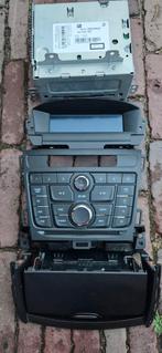 Opel Zafira C middenconsole / radio cd, Ophalen of Verzenden, Zo goed als nieuw