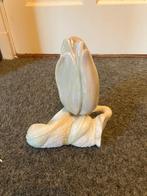 beeld albast bloem tulp, Antiek en Kunst, Ophalen of Verzenden