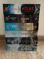 Lucinda Riley, De Zeven Zussen, deel 1,2,3,4 en 8, Boeken, Ophalen of Verzenden, Zo goed als nieuw, Lucinda Riley, Nederland