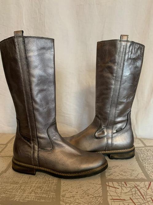 Gave nieuwe zilveren leren laarzen. Mt 40. Merk Gattino, Kleding | Dames, Schoenen, Nieuw, Hoge laarzen, Overige kleuren, Ophalen of Verzenden