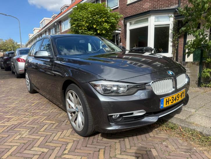 LAATSTE KANS: Complete BMW 320I Touring AUT 2013 Grijs, Auto's, BMW, Particulier, 3-Serie, ABS, Airbags, Airconditioning, Alarm