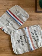 Kussenhoezen van PTT Postzakken - Set van 2, Huis en Inrichting, Ophalen of Verzenden, Gebruikt, Beige, Rechthoekig