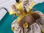 pop afrikaanse vrouw in klederedracht, Verzamelen, Poppen, Ophalen of Verzenden, 'T Olde Gre-j, Info@toldegrej.nl, Endepoelstraat 20f Didam