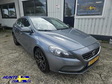 Volvo V40 2.0 D4 Summum Kleurcode 714 beschikbaar voor biedingen