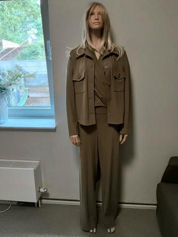 Studio Anneloes Jumpsuit xl  & Jasje l valt ruim- Travelstof beschikbaar voor biedingen