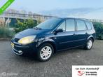 Renault Scenic 1.6-16V I nieuwe apk I cruise I navi I xenon, Auto's, Zwart, 4 cilinders, Leder en Stof, Origineel Nederlands