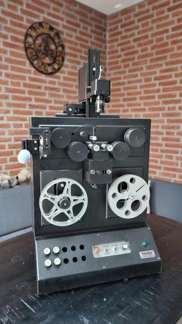 Scanner voor 8mm, 9.5 en 16mm film - Moviestuff Mark II beschikbaar voor biedingen