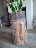 Te koop oude houten Vijzel., Huis en Inrichting, Woonaccessoires | Zuilen en Pilaren, Ophalen, Zo goed als nieuw