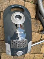 Miele S 4212 stofzuiger , met accessoires ., Witgoed en Apparatuur, Stofzuigers, Ophalen, Gebruikt, 1600 tot 2000 watt, Stofzuiger