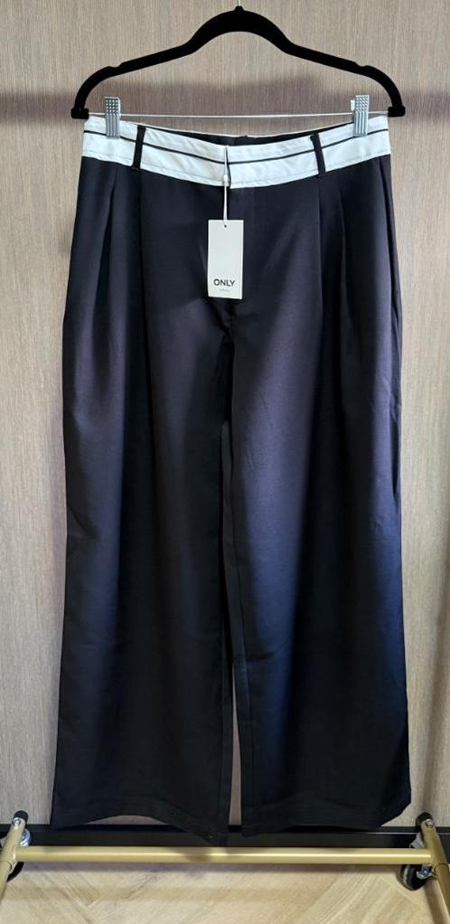 Zwarte Only pantalon broek maat L/32” (K1F), Kleding | Dames, Broeken en Pantalons, Maat 42/44 (L), Zwart, Lang, Verzenden