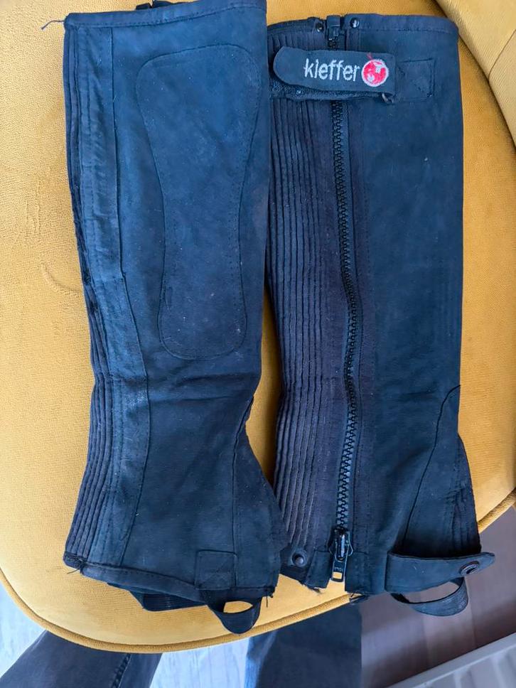 Pakket paardrijkleding laarsen en chaps, Dieren en Toebehoren, Paardrijkleding, Gebruikt, Dames, Overige typen, Dressuur, Ophalen of Verzenden