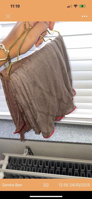 Mooie Bylima hoofddoek te koop beschikbaar voor biedingen