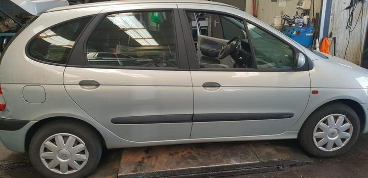 RENAULT MÉGANE SENIC PORTIEREN RV+RA  BJ 99 TOT 2003, Auto-onderdelen, Carrosserie en Plaatwerk, Deur, Gebruikt, Ophalen of Verzenden