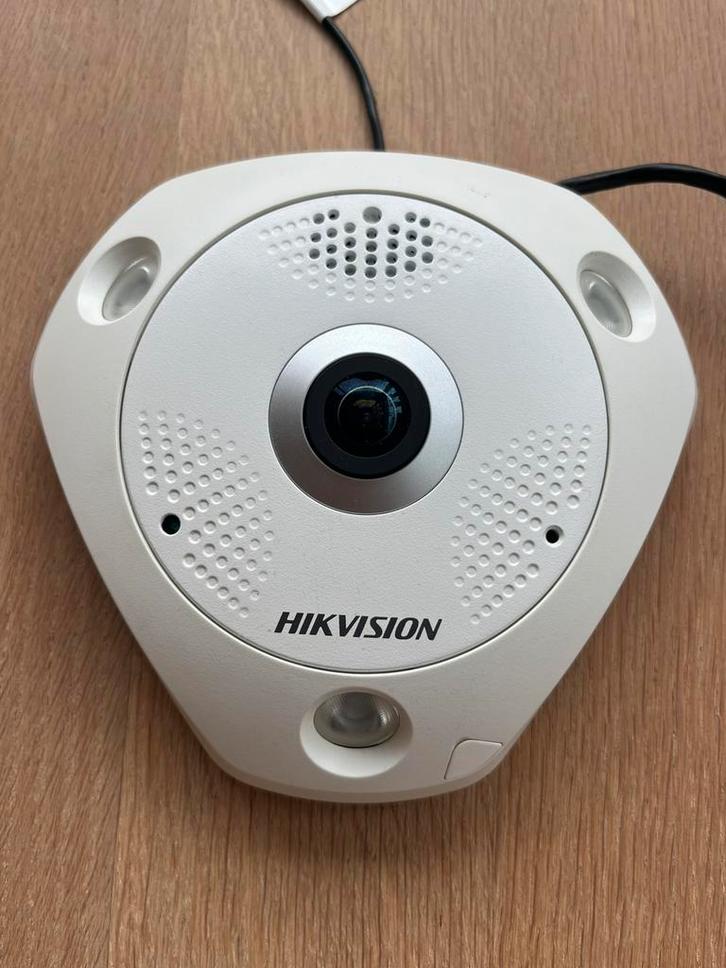 HikVision bewakingscamera DS 2CD63C2F I fisheye, Audio, Tv en Foto, Videobewaking, Gebruikt, Binnencamera, Ophalen of Verzenden