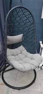 Schommelstoel met grijze kussens, Ophalen, Zo goed als nieuw, Metaal