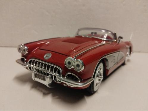 Chevrolet Corvette C1 cabriolet rood Motormx metal 1:18 KRD, Hobby en Vrije tijd, Modelauto's | 1:18, Zo goed als nieuw, Auto