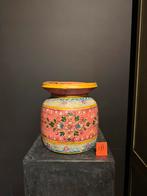 Originele handbeschilderde melkpot Vaas jasmijn bloemen, Ophalen of Verzenden