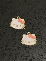 Hello kitty emaille bedels rose, 4 bedels of meer, Ophalen of Verzenden, Overige materialen, Overige merken