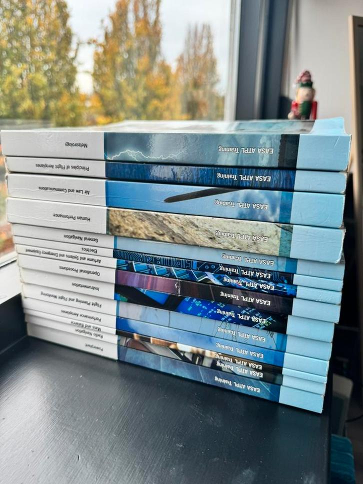 Jeppesen EASA ATPL - 14 books, Boeken, Advies, Hulp en Training, Ophalen of Verzenden