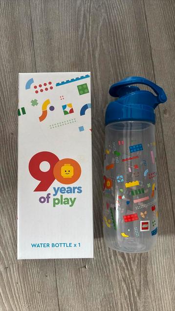 Lego waterfles 90 years beschikbaar voor biedingen