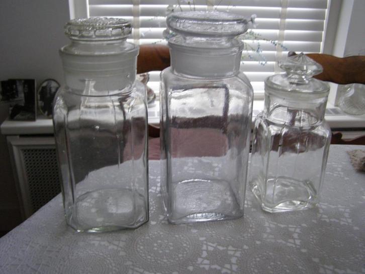 3 stopflessen gaaf met passende glazen stop 2x 30, 1x 25 cm, Antiek en Kunst, Curiosa en Brocante, Ophalen of Verzenden