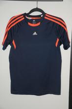 Donkerblauw met oranje sportshirt van Adidas, maat 164!, Adidas, Gebruikt, Sport- of Zwemkleding, Ophalen of Verzenden