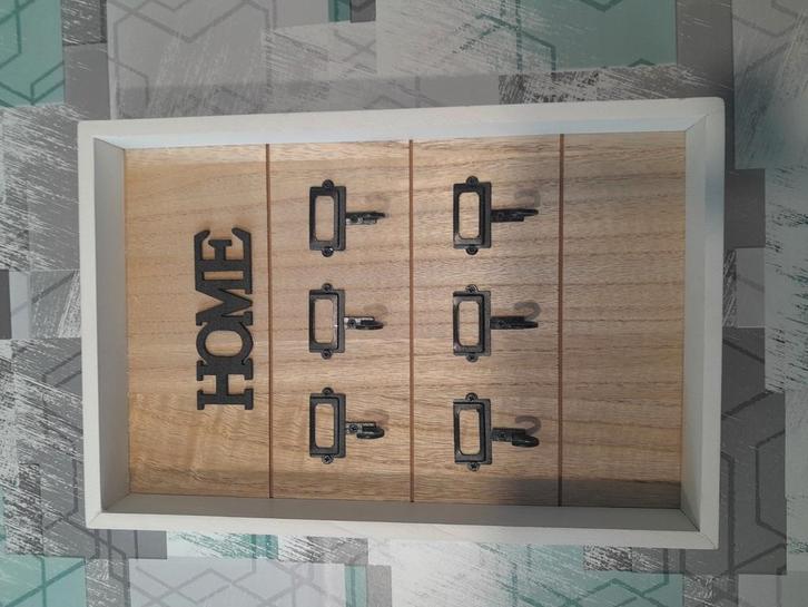 Sleutelkastje, Huis en Inrichting, Woonaccessoires | Lijsten, Zo goed als nieuw, Minder dan 50 cm, Minder dan 50 cm, Hout, Ophalen of Verzenden