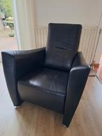 Zwart leren stoel, Huis en Inrichting, Fauteuils, Ophalen, Minder dan 75 cm, Leer, Zo goed als nieuw